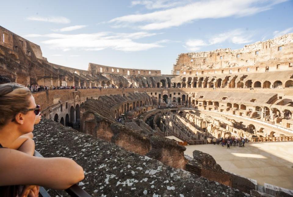 Visit Rome: Colosseum, Roman Forum, Palatine Hill 