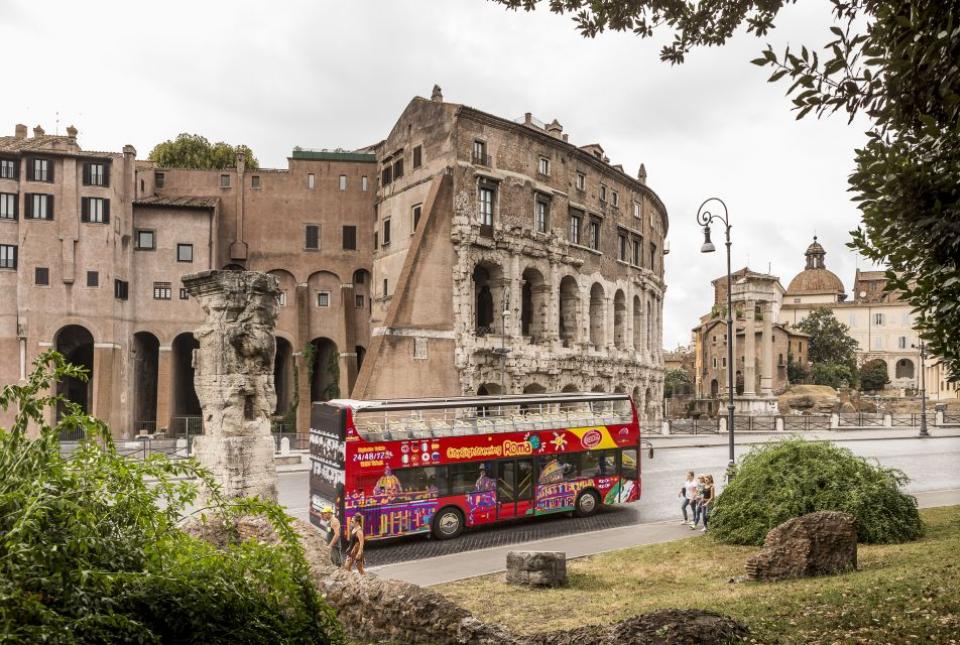 Rome: City Sightseeing hop-on hop-off bus with audioguide